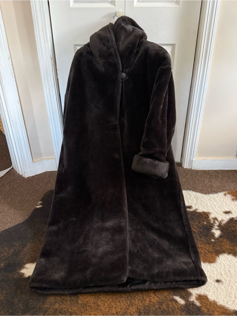 Women's Plush Hooded Coat - Dark Brown
